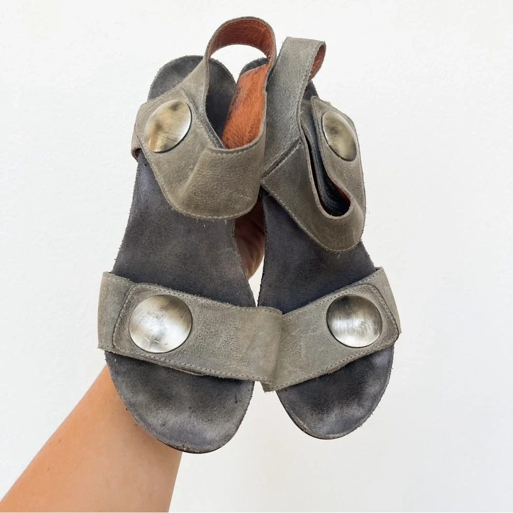 Taos Carousel 2 Wedge Platform Sandals Size 37